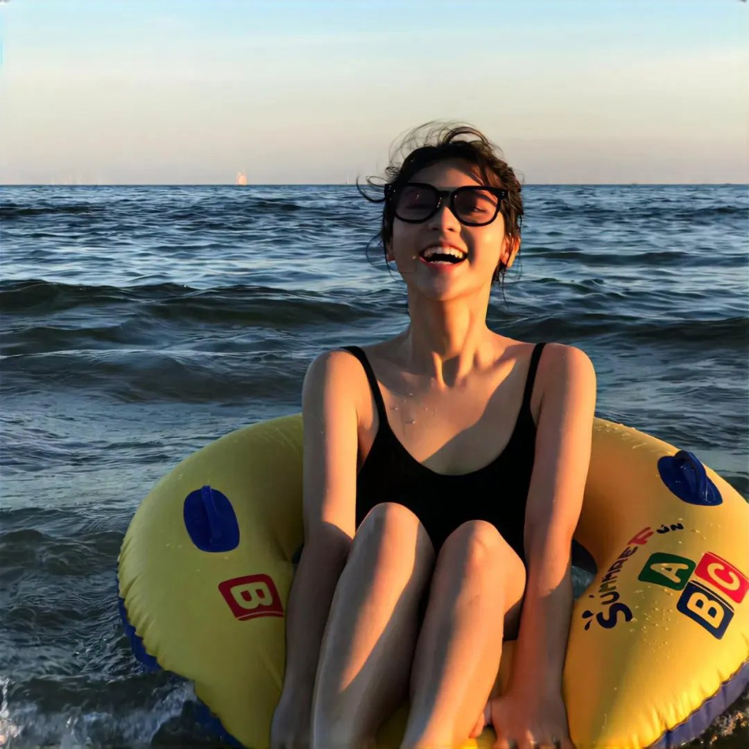 蒙娜丽莎与血月